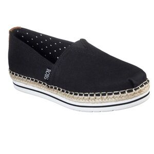 Bobs from sckechers size 8.5 canvas espadrille memory foam slip on